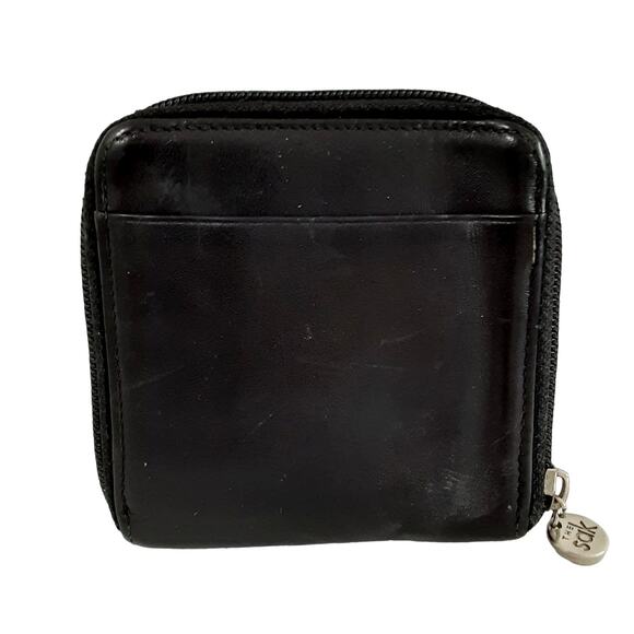 The Sak Black Genuine Leather Wallet Zip Around Square Card Case Travel Wallet - Picture 2 of 10